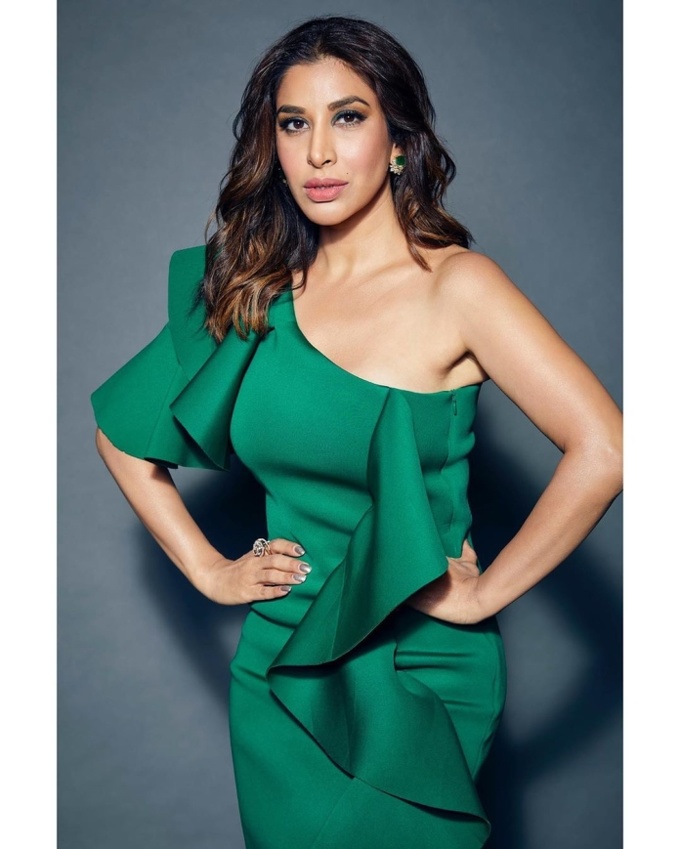 Sophie-Choudry-3-1