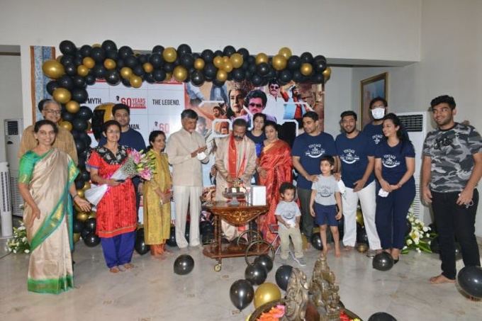 Balakrishna-Birthday-Celebrations-With-Family-Members-8