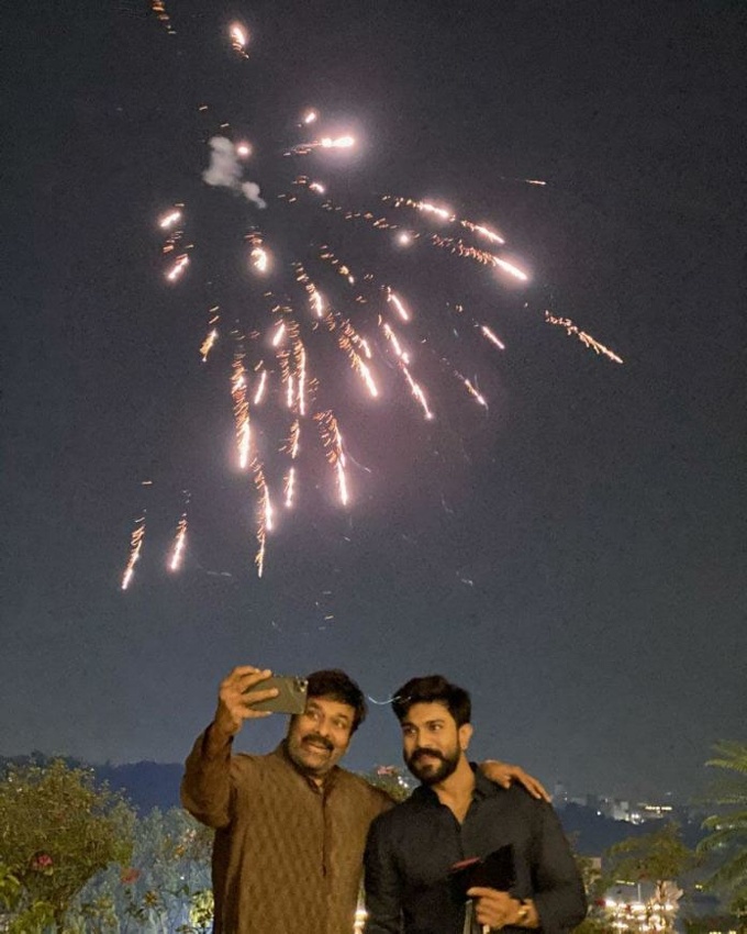 Ramcharan_Chiranjeevi-Diwali-Celebrations-1.jpg