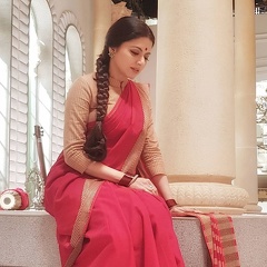 Actress Bhagya Shree First Look from Prabhas’ Radhe Shyam
